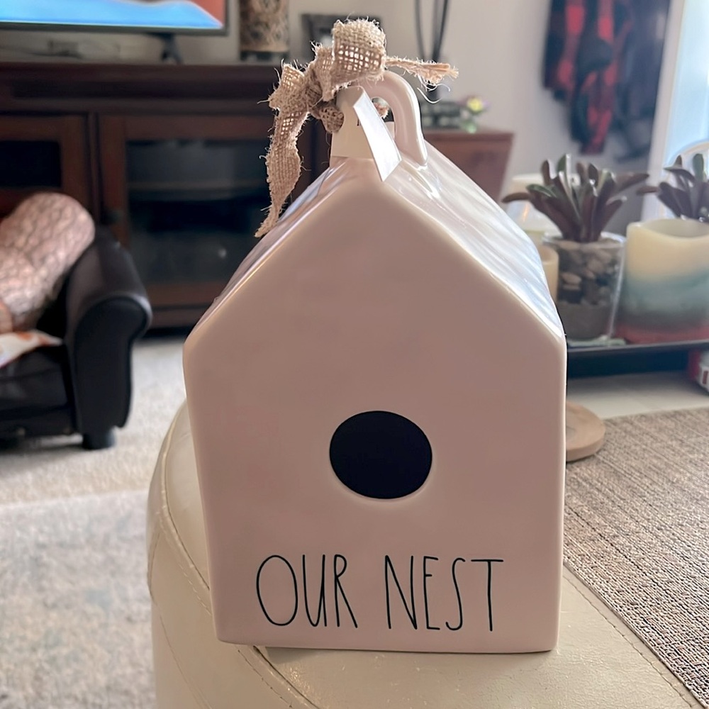 NWT Rae Dunn is a bird house pale pink